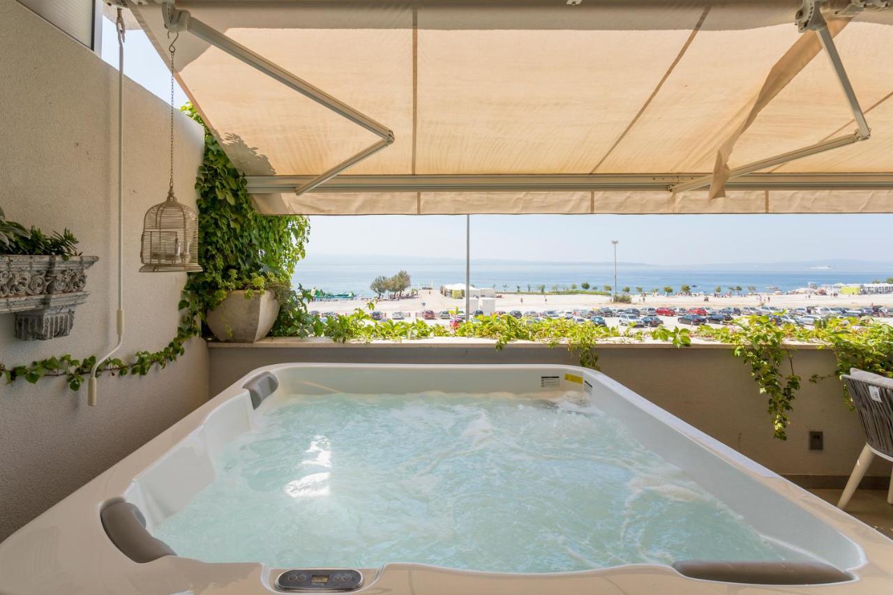 Velebis Superior Apartment - Luxurious One-Room Apartment With Jacuzzi - Prestigious Location By The Sea In The New City Center Of Znjan - Panoramic View Of The Sea And Islands - Free Garage Parking - Buralux Properties Split Exterior foto